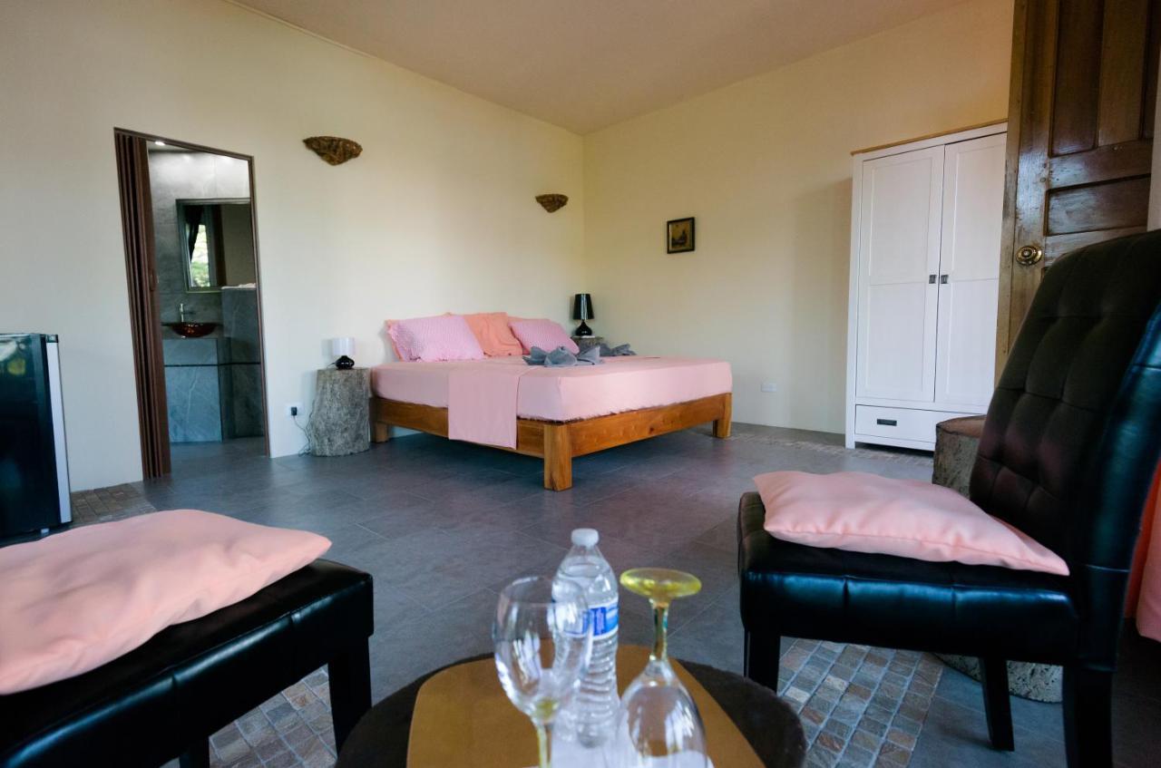 Punta Duarte Garden Inn Los Duarte Zewnętrze zdjęcie