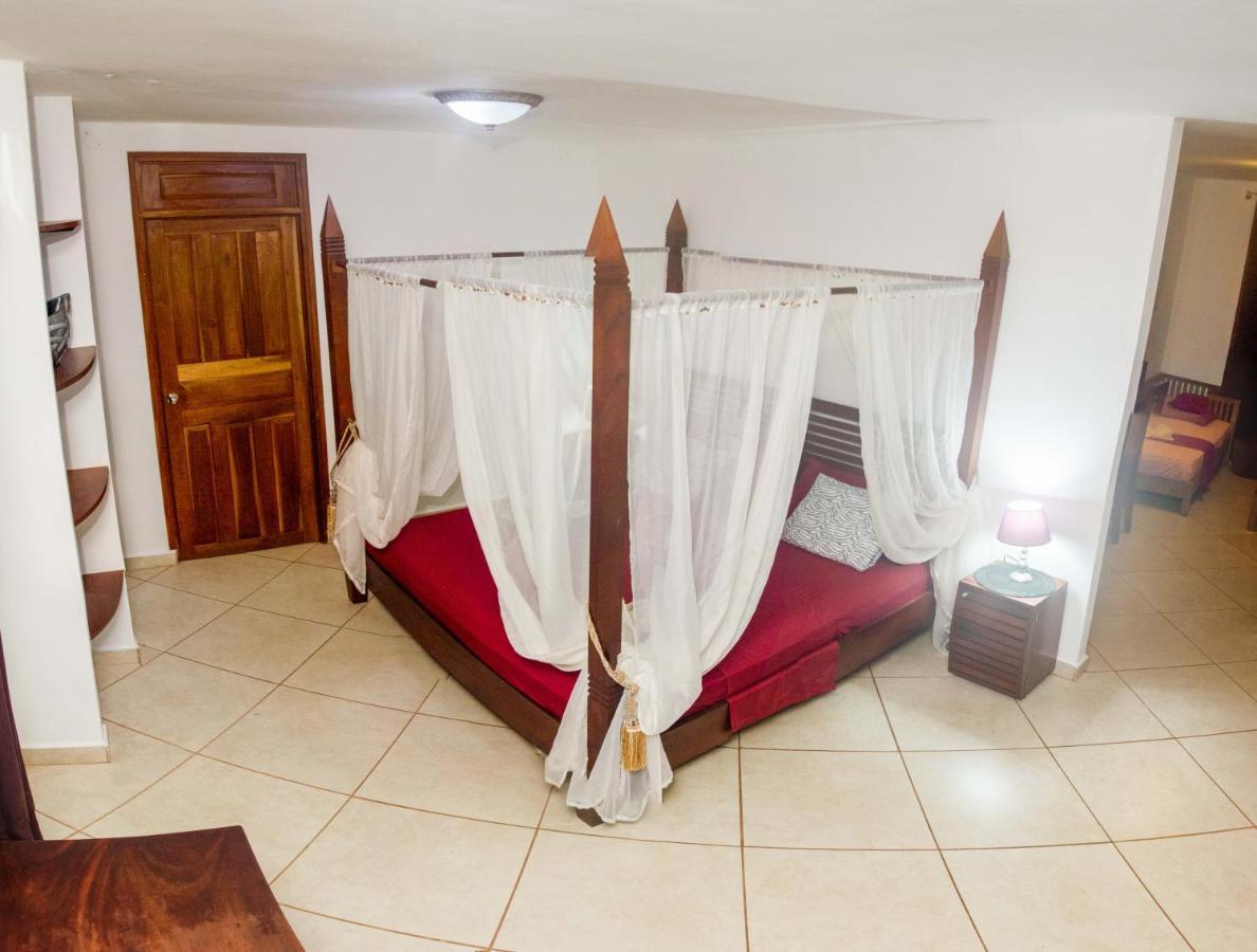 Punta Duarte Garden Inn Los Duarte Zewnętrze zdjęcie
