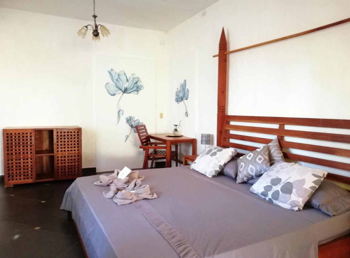 Punta Duarte Garden Inn Los Duarte Zewnętrze zdjęcie